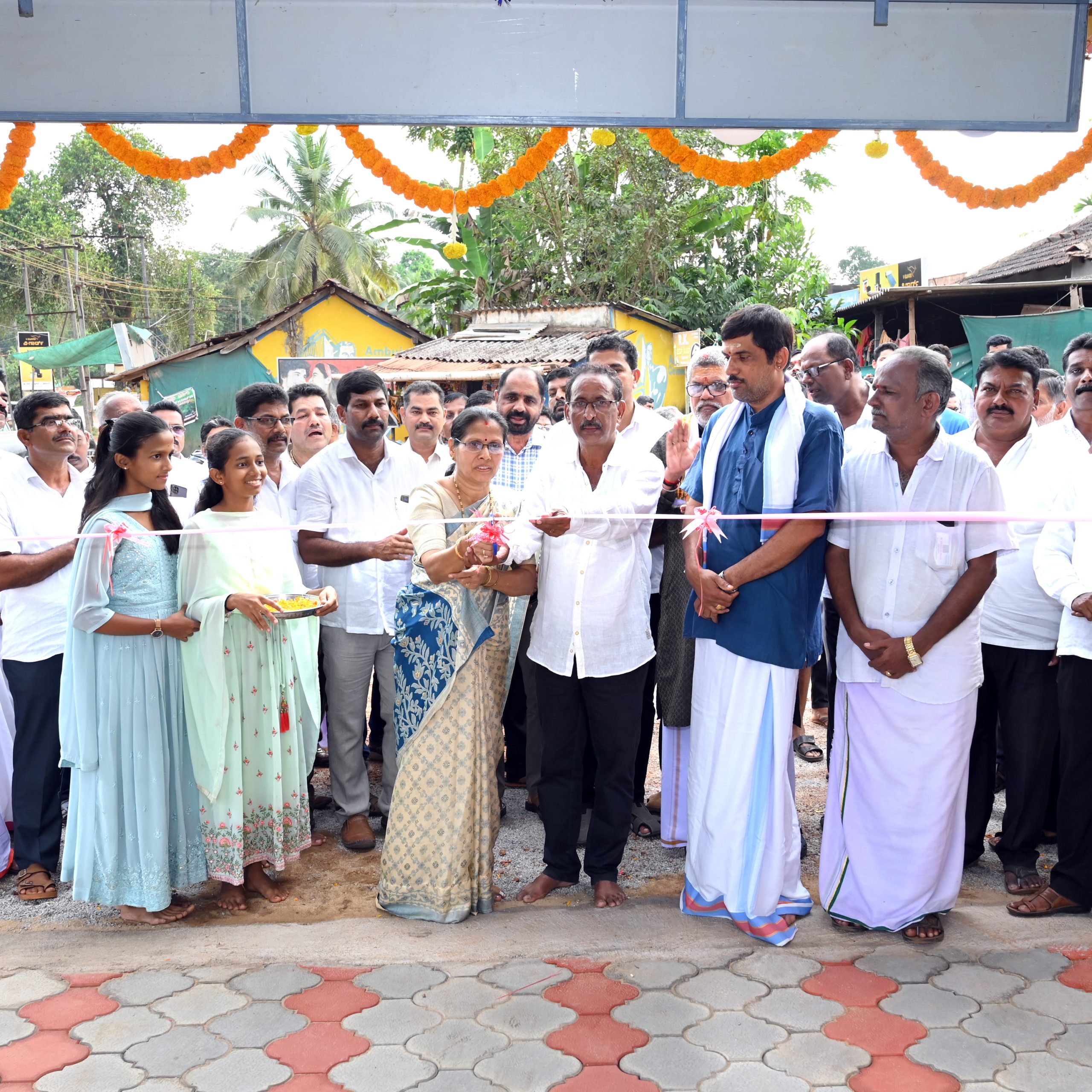 ಚಿತ್ತೂರು : ಚಿತ್ತೂರು ಕೃಷ್ಣಗಿರಿ ರಿಕ್ಷಾ ನಿಲ್ದಾಣ ಉದ್ಘಾಟನೆ