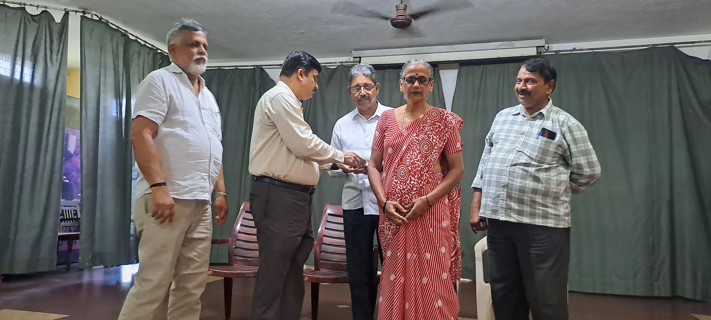 ಬ್ರಹ್ಮಾವರ ಫೌಂಡೇಶನ್ ವತಿಯಿಂದ 291 ಮಂದಿಗೆ ಉಚಿತ ಕನ್ನಡ ವಿತರಣೆ