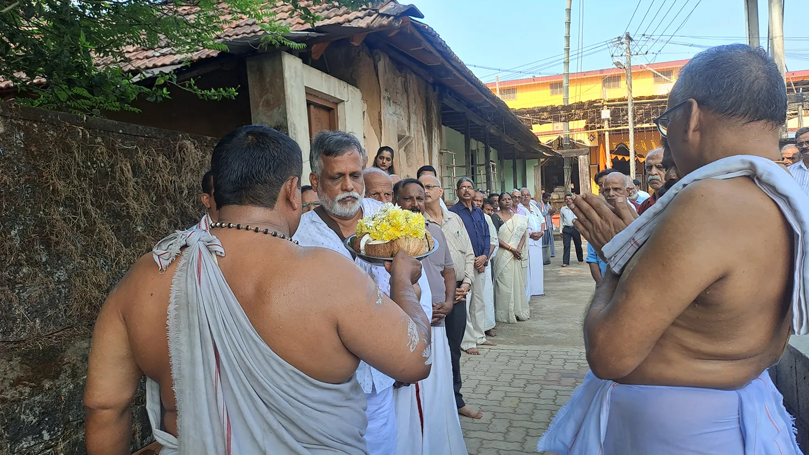 ಬ್ರಹ್ಮಾವರ ಮಹಾಲಿಂಗೇಶ್ವರ ನೂತನ ಧ್ವಜಮರ ತೈಲಾಧಿವಾಸ