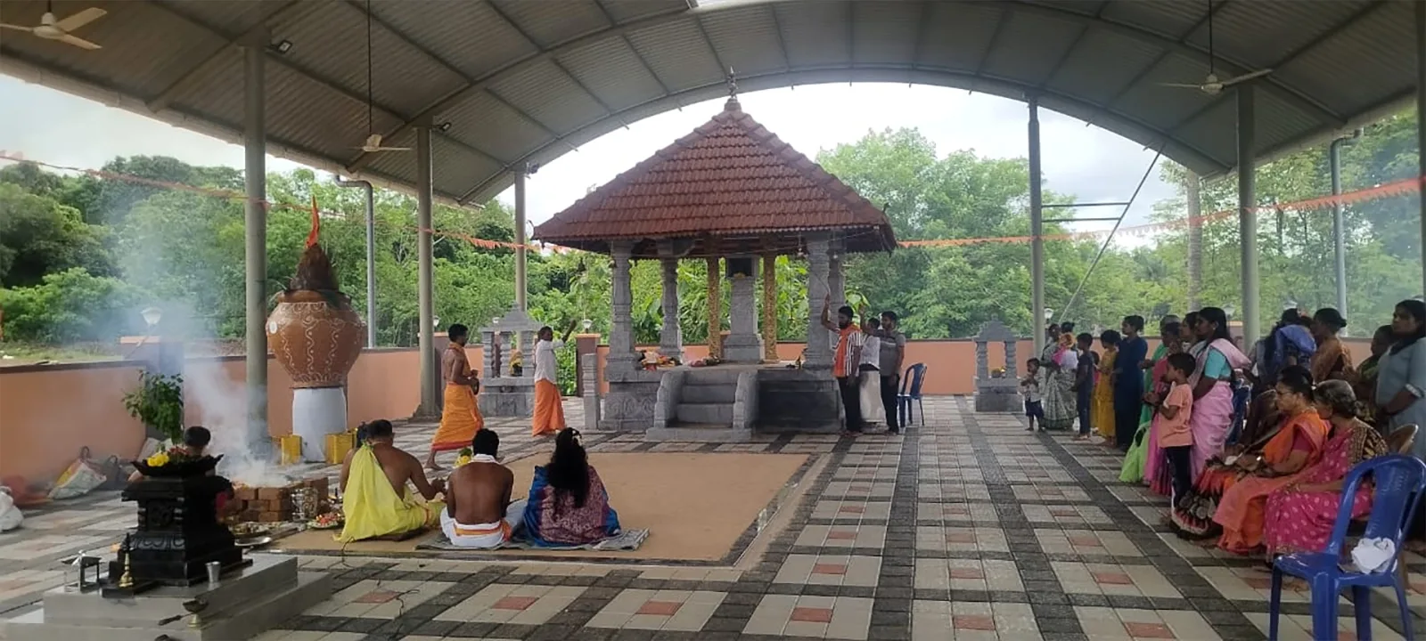 ಪರಾರಿ ಬೊಬ್ಬರ್ಯ ದೈವಸ್ಥಾನದಲ್ಲಿ ದೃಢ ಕಲಶ ಧಾರ್ಮಿಕ ಕಾರ್ಯಕ್ರಮ